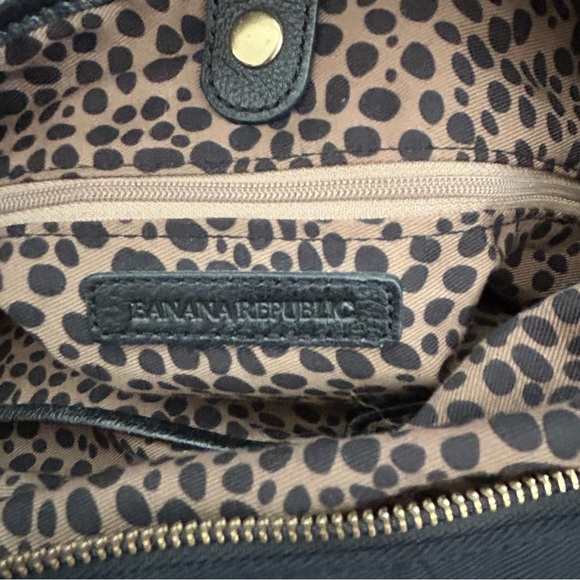 Banana Republic Amalfi Nylon Tote - Picture 8 of 8